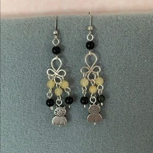 Kitten earring black and yellow